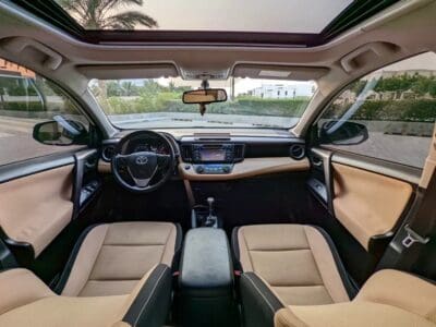 2016 Toyota Rav 4 GXR GCC Full Option SUV White Beige GCC Specs