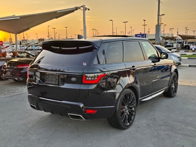 2021 Land Rover Range Rover Sport 3.0-liter engine 6 Cylinder Black Red