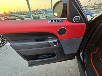 2021 Land Rover Range Rover Sport 3.0-liter engine 6 Cylinder Black Red