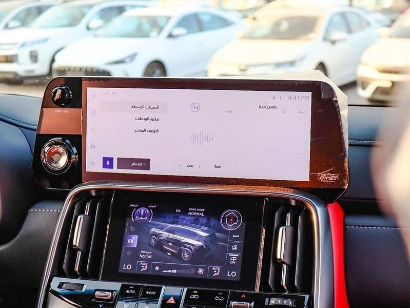 Lexus LX 600 F-Sport 3.5L 2025 Lexus LX 600 F-Sport Silver Red GCC Specs