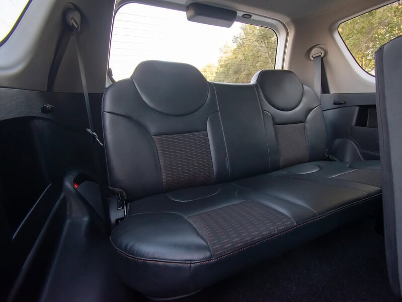 2020 CMC Z7 Standard 4 Cylinder Engine FWD GCC Specs White Black