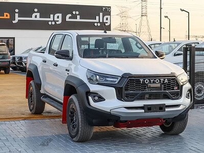 2025 Toyota Hilux GR Sport 4.0L Toyota Hilux GR GCC Specs White Black