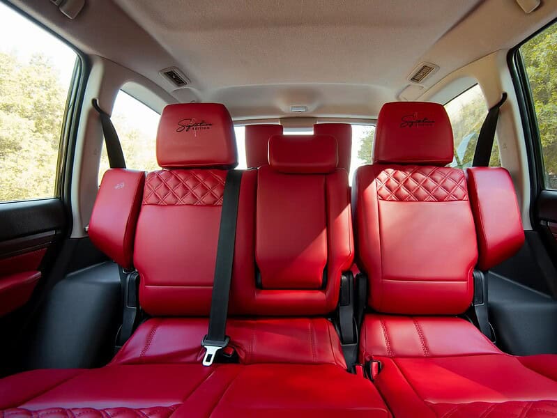 2022 Mitsubishi Pajero GLS 6 Cylinder Engine White Red GCC Specs