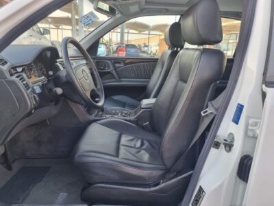 2000 Mercedes-Benz E 320 3.2 liters 6 Cylinders Engine White Grey