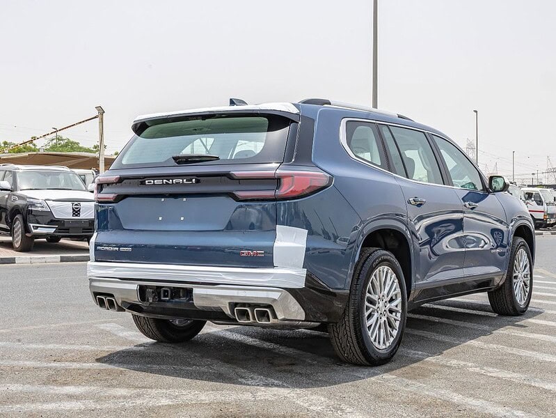 GMC Acadia GMC Acadia Denali 2.5 litre 4 Cylinder AWD 2024 Blue White