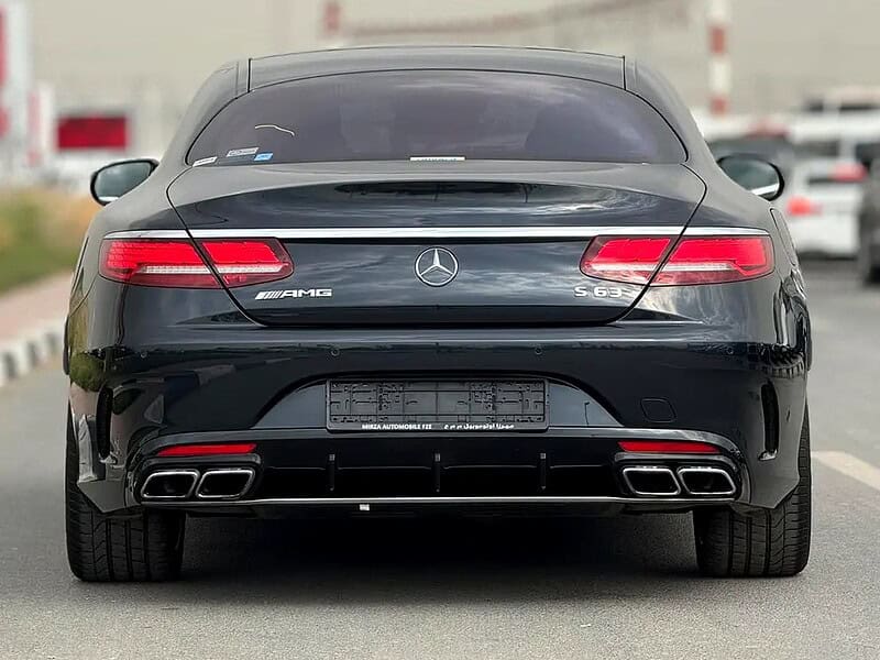 2015 Mercedes-Benz S-Class S 63 AMG Coupe 8 Cylinder Engine Blue Beige