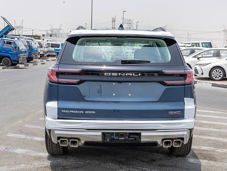 GMC Acadia GMC Acadia Denali 2.5 litre 4 Cylinder AWD 2024 Blue White