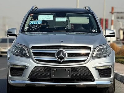 2014 Mercedes-Benz GL-Class GL 550 8 Cylinder CLEAN CAR Silver Black