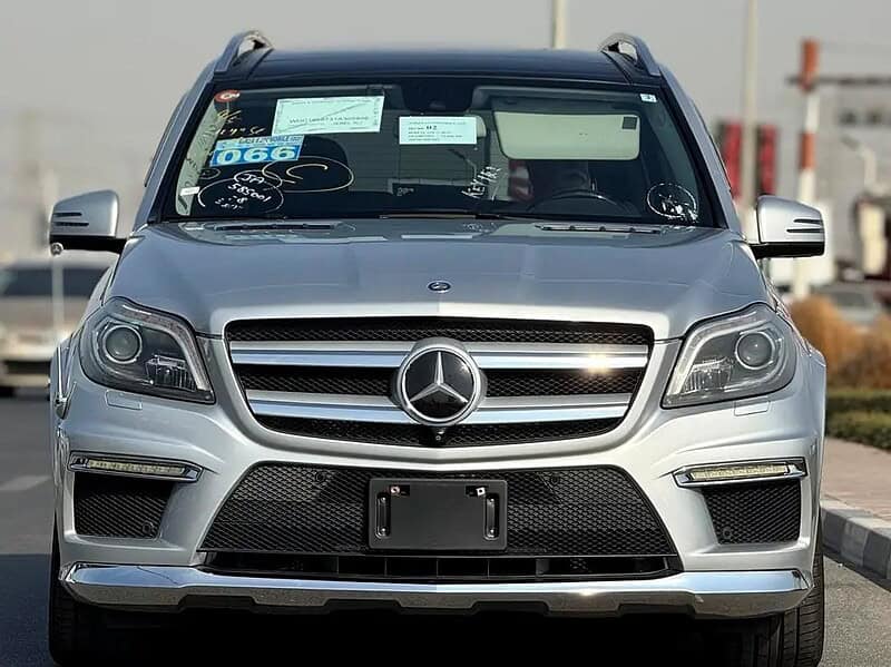 2014 Mercedes-Benz GL-Class GL 550 8 Cylinder CLEAN CAR Silver Black