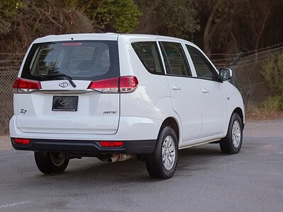 2020 CMC Z7 Standard 4 Cylinder Engine FWD GCC Specs White Black