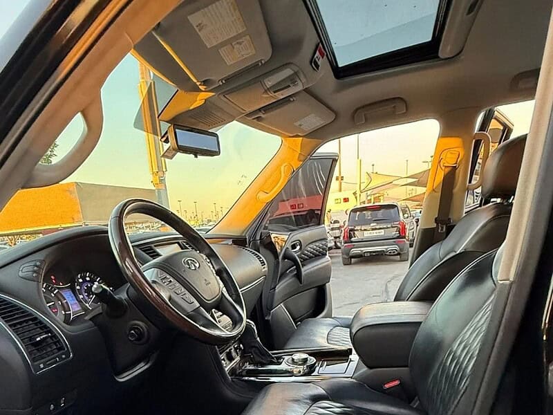 2018 Infiniti QX80 Excellence 5.6 litre 8 Cylinder Engine Petrol Black