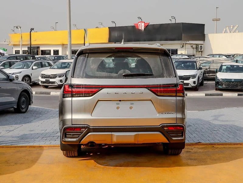 2025 Lexus LX 600 Signature 3.5 litre 6 Cylinder Engine Silver Red