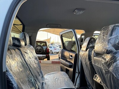 2020 RAM 1500 TRX 6.2 litre 8 Cylinders Engine Petrol White Black