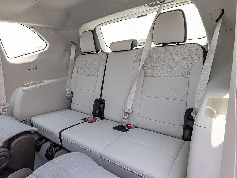 GMC Acadia GMC Acadia Denali 2.5 litre 4 Cylinder AWD 2024 Blue White