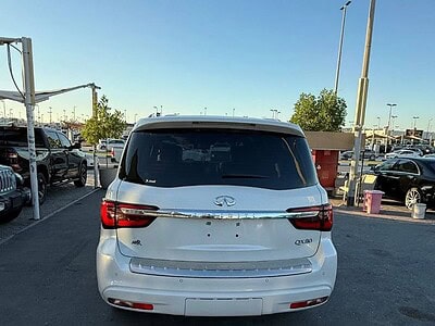 2020 Infiniti QX80 Excellence 5.6 litre 8 Cylinder Engine White Tan GCC Specs