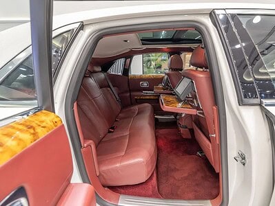 2010 Rolls-Royce Ghost GCC Specs Super Mint Condition White Red