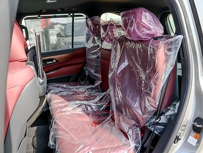 2025 Lexus LX 600 Signature 3.5 litre 6 Cylinder Engine Silver Red