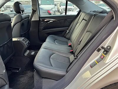 2005 Mercedes-Benz E-Class E 500 8 Cylinder Engine CLEAN CAR Silver Black