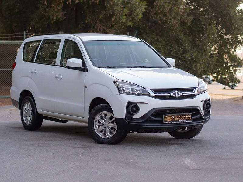 2020 CMC Z7 Standard 4 Cylinder Engine FWD GCC Specs White Black