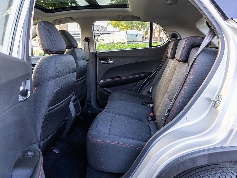 Chevrolet Groove Premier 1.5L 2024 GCC Full Option Silver Black