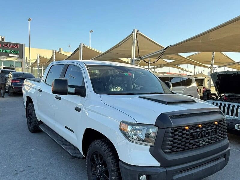 2020 RAM 1500 TRX 6.2 litre 8 Cylinders Engine Petrol White Black