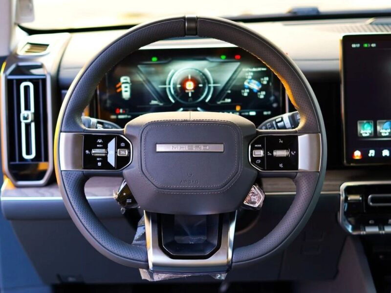 2025 Dongfeng M-Hero 917 / 1.5L Hybrid Plug-In GCC Specs Black