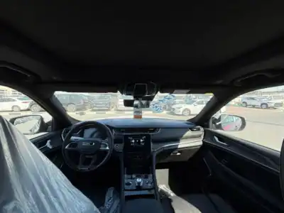 2024 Jeep Grand Cherokee Overland 3.6L 6 Cylinder Engine GCC Red Black