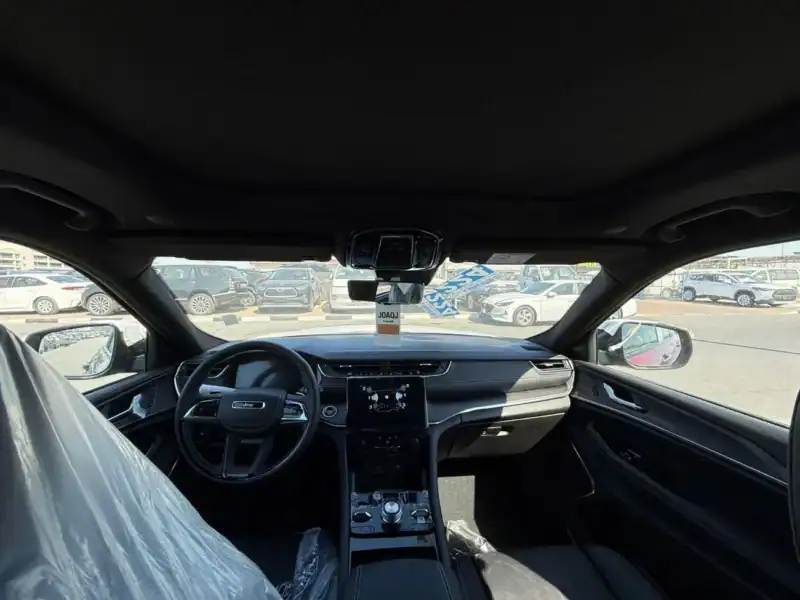 2024 Jeep Grand Cherokee Overland 3.6L 6 Cylinder Engine GCC Red Black