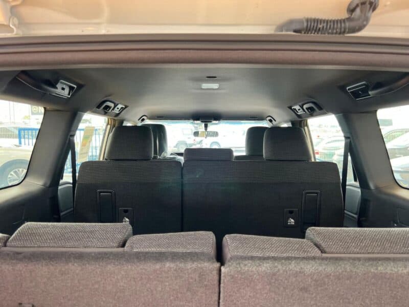 2024 Toyota Prado TOYOTA LAND CRUISER PRADO VX ENG 2.4L White Black