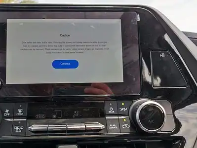 Toyota Highlander GLE 2.5L Hybrid 2023 4WD SUV Grey Black GCC Specs