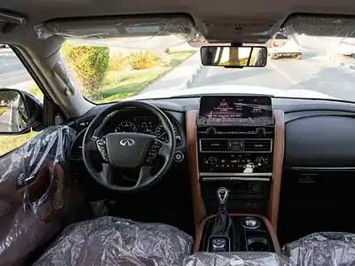 2025 Infiniti QX80 5.6 litre V8 Engine GCC Specs Black Tan