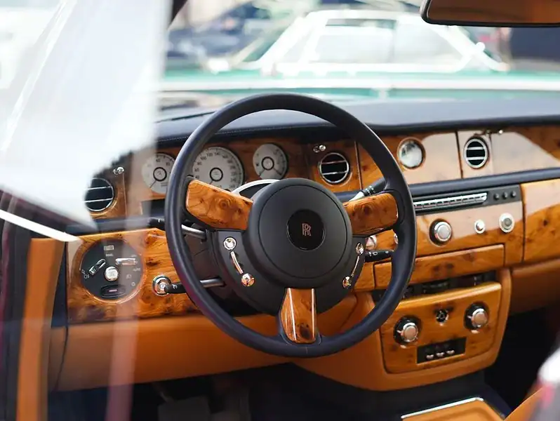 2015 Rolls-Royce Phantom Drophead 6.8L Rolls Royce Drophead Blue Tan