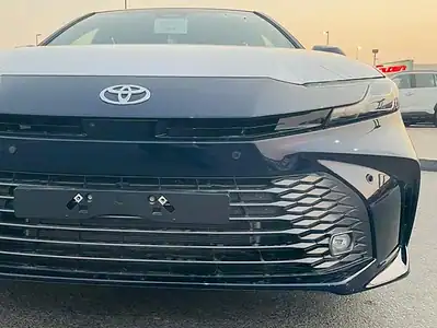 2025 Toyota Camry CAMRY 2.5 HYBRID GCC Specs Blue Tan