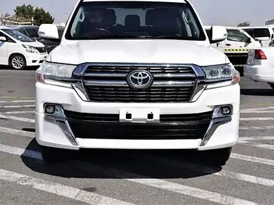 2017 Toyota Land Cruiser 4.5 litre 8 Cylinder Engine RHD White Grey