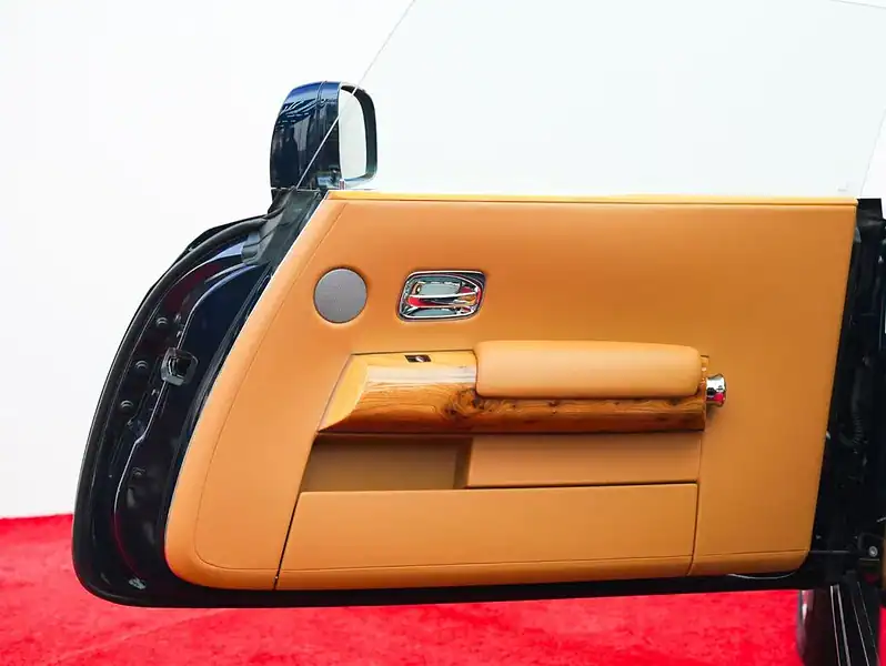 2015 Rolls-Royce Phantom Drophead 6.8L Rolls Royce Drophead Blue Tan