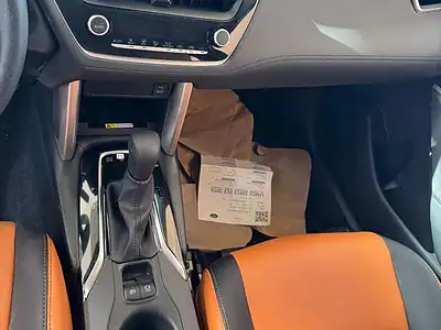 2025 Toyota Corolla Cross HEV 2.0 Engine Full Option Black Orange