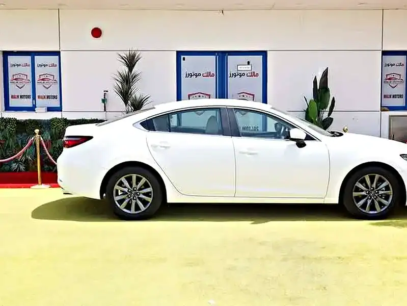 2022 Mazda 6 S Grade 4 Cylinder Engine White Beige GCC Specs