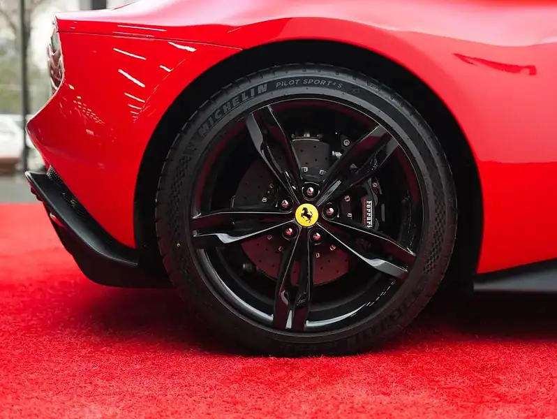 2025 Ferrari 296 GTS Ferrari GTS 296 Spider Hybrid Automatic Red Black