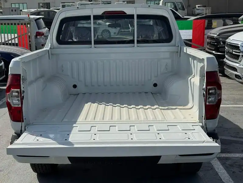 MG T60 T60 2.4L Petrol Manual DC 4WD 2025 White Black GCC