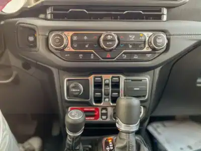 2025 Jeep Wrangler Rubicon 392 6.4L V8 Final Edition White Black GCC Specs