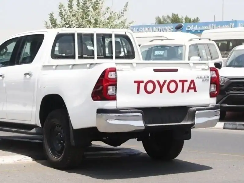 2025 Toyota Hilux 2.4L Diesel MT 4 Cylinder Engine White Black