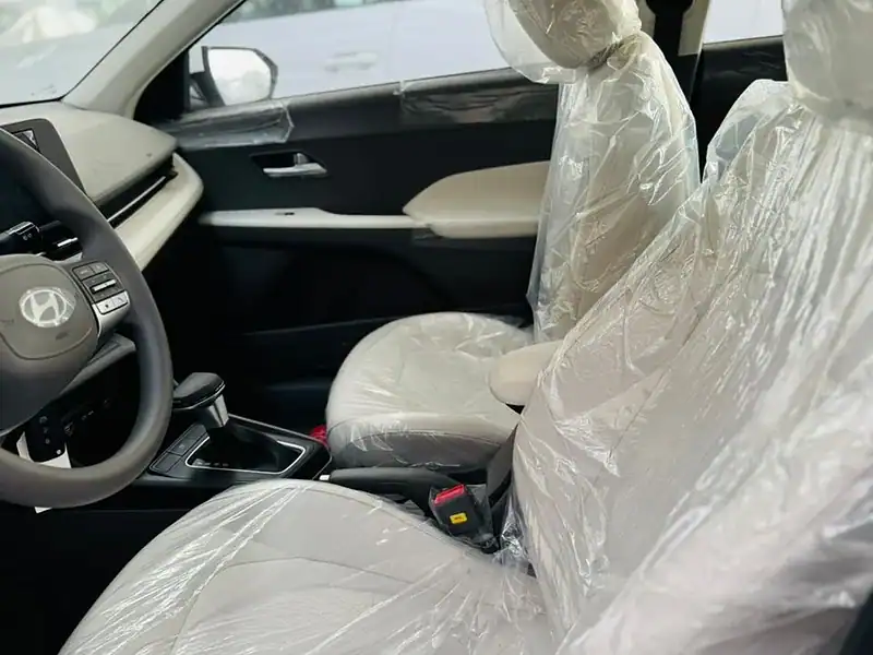 Hyundai Accent HYUNDAI ACCENT 1.5L 4 Cylinders Engine Petrol 2026 White