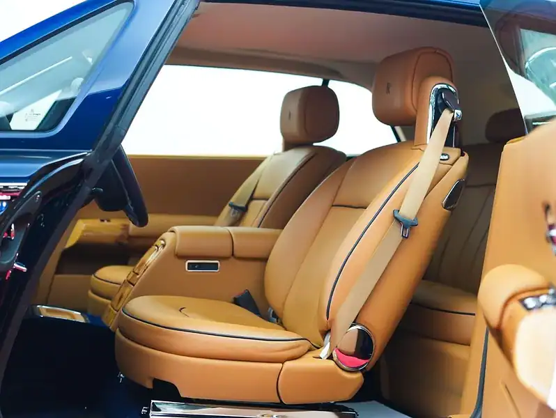 2015 Rolls-Royce Phantom Drophead 6.8L Rolls Royce Drophead Blue Tan