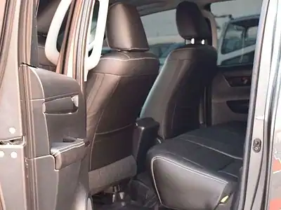 2022 Toyota Hilux S GLX 2.8L 4 Cylinder Engine AWD AT Diesel Grey Black