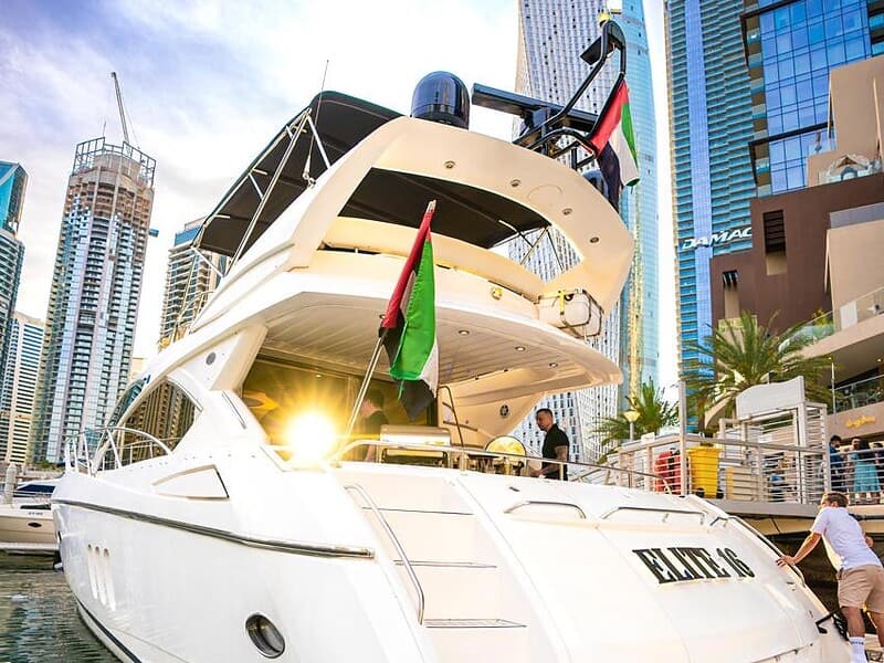 Yacht Charters Dubai UAE
