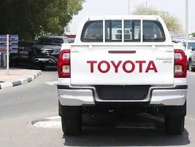 2025 Toyota Hilux 2.4L Diesel MT 4 Cylinder Engine White Black