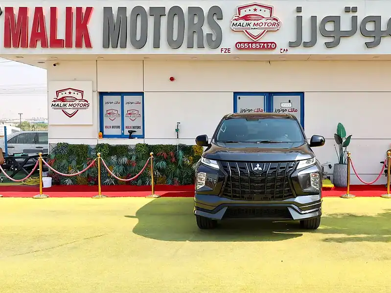 2022 Mitsubishi Montero Sport GLS 2WD 6 Cylinder Engine Grey Black