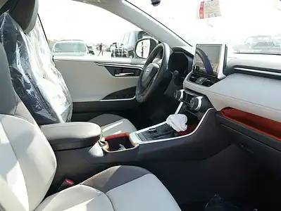 2025 Toyota RAV 4 4 Cylinder Engine Petrol Black Grey GCC Specs