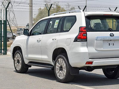 Toyota Prado TOYOTA PRADO VX 6 Cylinder MODEL 2023 White Grey