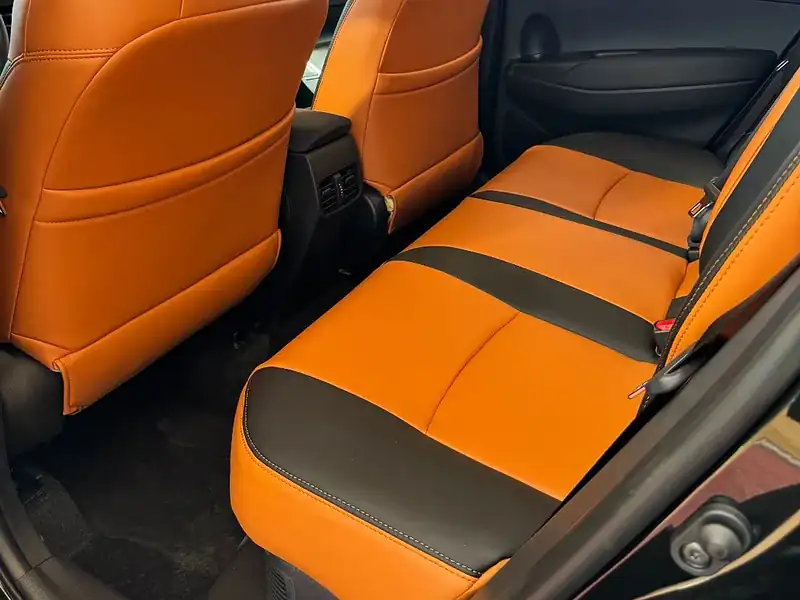 2025 Toyota Corolla Cross HEV 2.0 Engine Full Option Black Orange